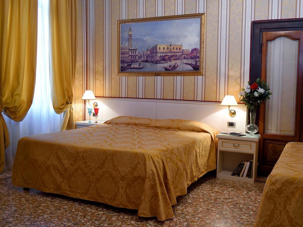 ホテル コルテ デイ グレシ ヴェネツィア エクステリア 写真